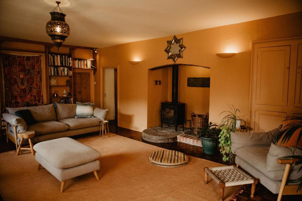 مبيت وإفطار بارنستابل Holwell Holistic Retreat المظهر الخارجي الصورة